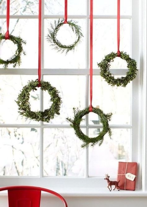 christmas-window-display-ideas